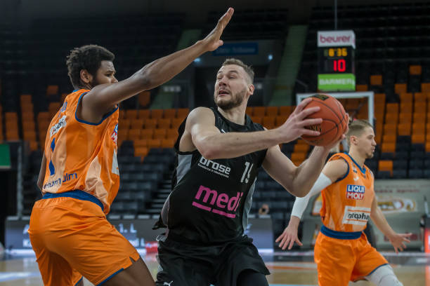 凯尔特人拥 凯尔特人拥